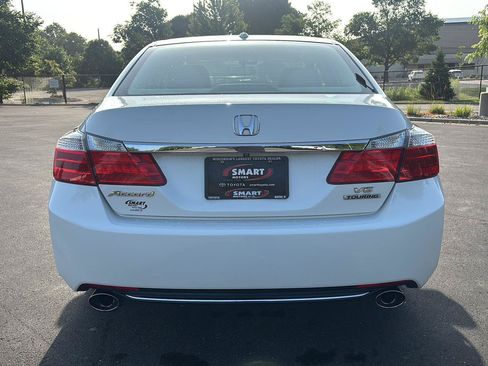 Used 2015 Honda Accord Touring image 22