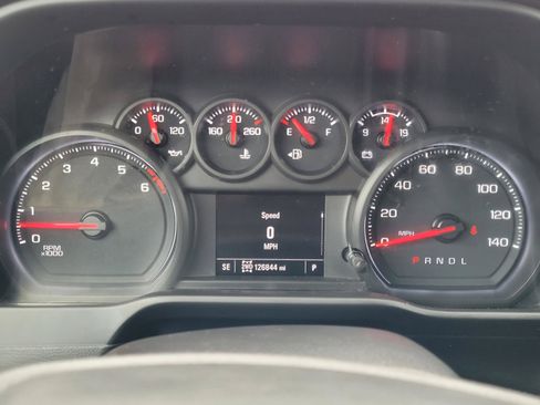 Used 2021 Chevrolet Silverado 1500 Custom Trail Boss AWD/4WD image 16