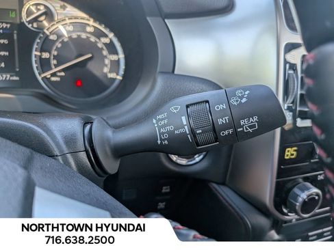 Used 2022 Lexus GX 460 Premium w/ Premium Package AWD/4WD image 30