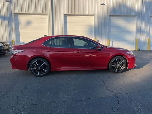 Used 2020 Toyota Camry XSE image 8