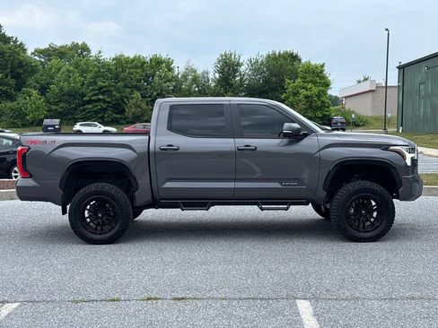 Used 2024 Toyota Tundra Platinum w/ TRD Off-Road Package AWD/4WD image 8