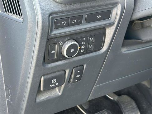 Used 2022 Ford F150 Lariat AWD/4WD image 15
