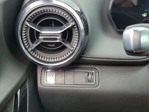 Used 2025 Chevrolet Equinox LT w/ Convenience Package II image 14