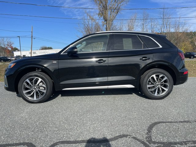 Used 2024 Audi Q5 2.0T Premium Plus w/ Premium Plus Package AWD/4WD image 3