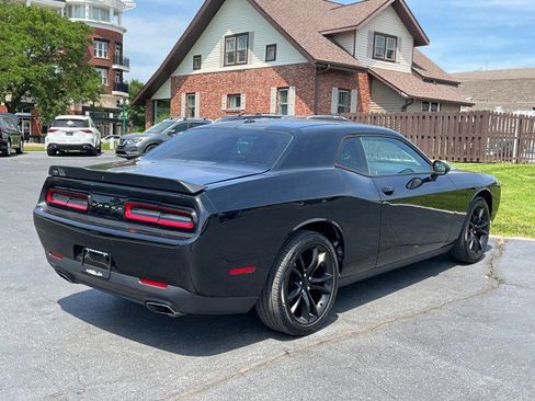 Used 2016 Dodge Challenger SXT w/ Blacktop Package RWD image 7