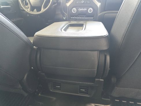 Used 2024 Chevrolet Silverado 3500 W/T image 28