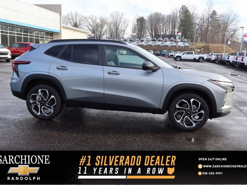 New 2026 Chevrolet Trax RS image 1