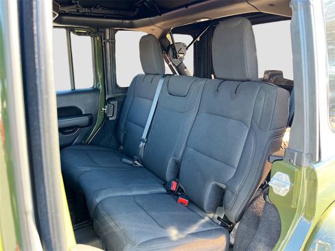 Certified 2021 Jeep Wrangler Unlimited Sahara image 23