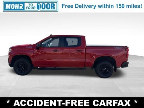 Used 2021 Chevrolet Silverado 1500 LT Trail Boss w/ Convenience Package II AWD/4WD image 2