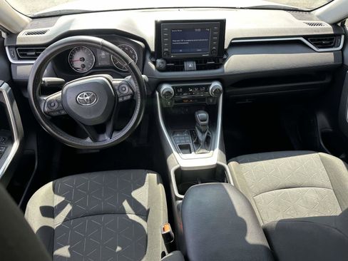 Certified 2022 Toyota RAV4 XLE image 18