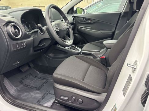 Certified 2023 Hyundai Kona SEL AWD/4WD image 7