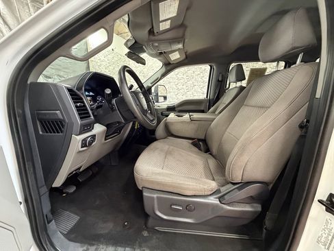 Used 2022 Ford F250 XLT w/ XLT Value Package image 19