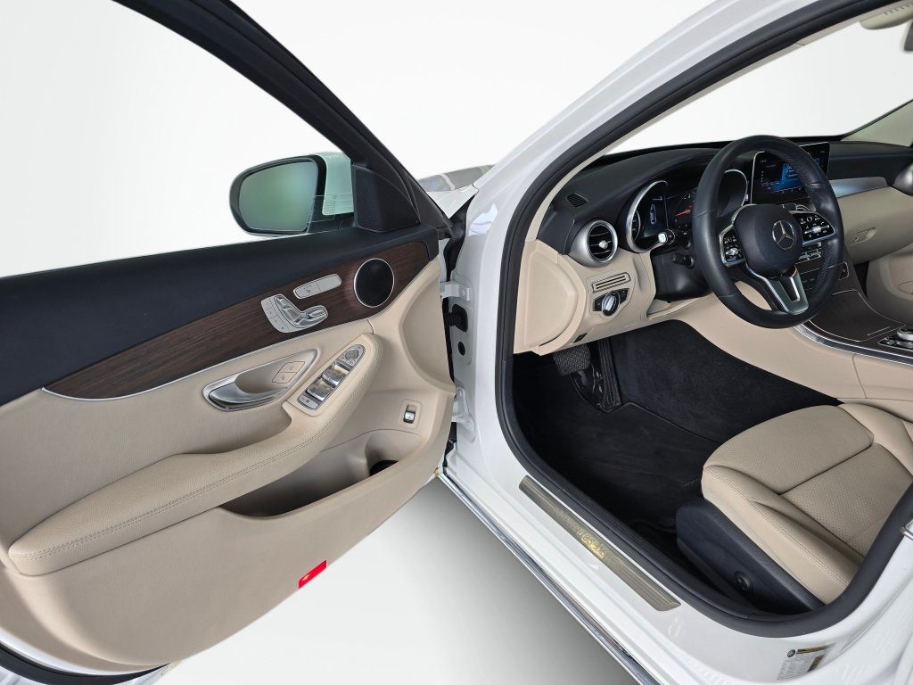 Used 2020 Mercedes-Benz C 300 4MATIC Sedan image 32
