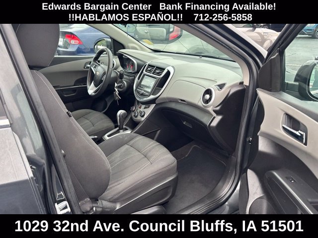Used 2017 Chevrolet Sonic LT FWD image 10