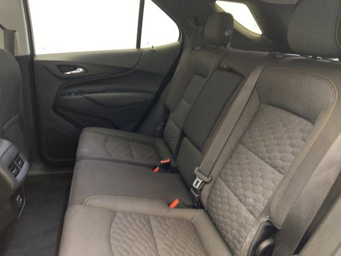 Used 2019 Chevrolet Equinox LT FWD image 18