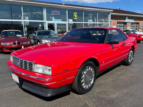 Used 1993 Cadillac Allante FWD image 1