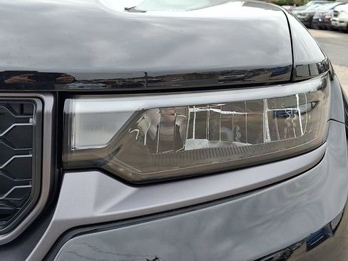 New 2026 Jeep Grand Cherokee L 4WD image 4