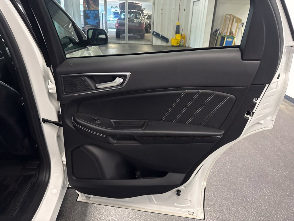 Used 2023 Ford Edge ST AWD/4WD image 34