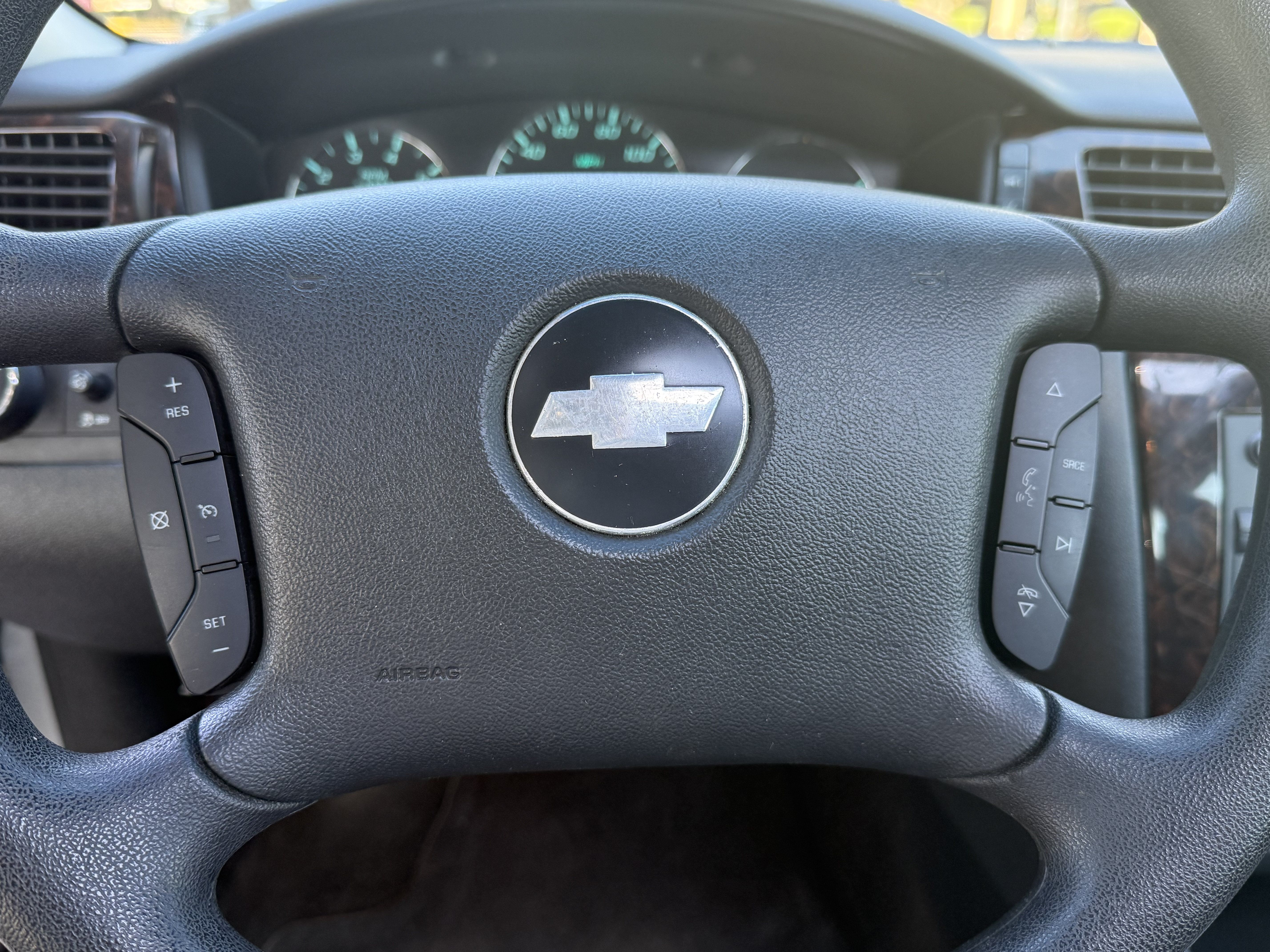 Used 2016 Chevrolet Impala LTZ FWD image 25