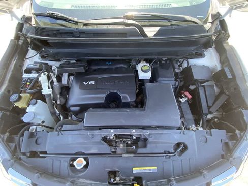 Used 2020 Nissan Pathfinder S AWD/4WD image 25