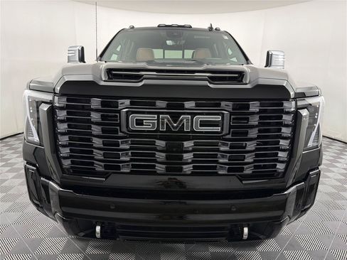 New 2026 GMC Sierra 2500 Denali Ultimate AWD/4WD image 2