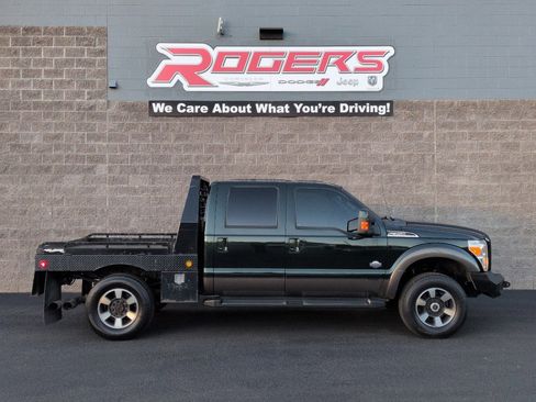 Used 2015 Ford F350 Lariat image 4