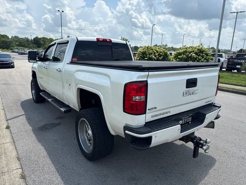 Used 2015 GMC Sierra 2500 Denali AWD/4WD image 4