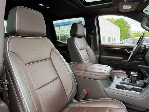 Used 2024 GMC Sierra 1500 Denali w/ Denali Reserve Package image 29