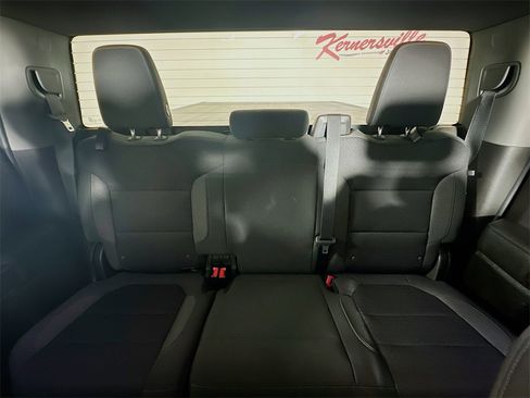 Used 2021 GMC Sierra 1500 SLE w/ X31 Off-Road Package image 13