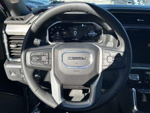 New 2026 GMC Sierra 1500 Denali w/ Denali Reserve Package image 18