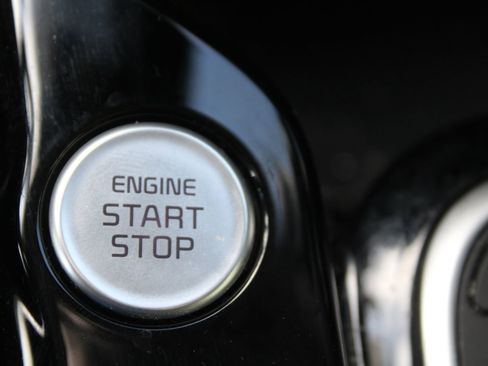 Certified 2023 Kia Soul S image 32