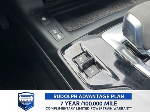 Used 2022 Jaguar E-PACE AWD/4WD image 33