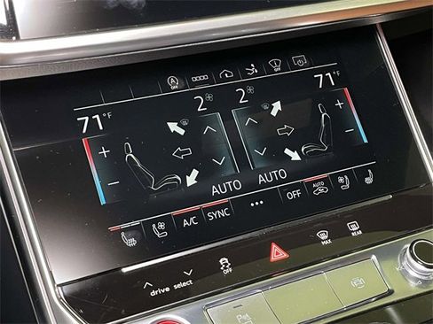 Used 2021 Audi RS 7 Sportback w/ RS 7 Executive Package image 32