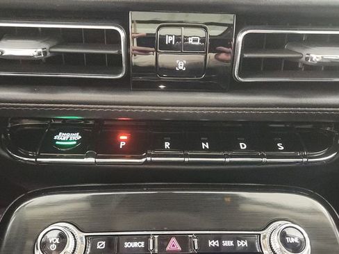 Used 2022 Lincoln Nautilus Reserve image 33