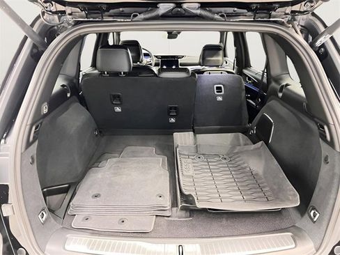 Used 2023 Jeep Grand Cherokee Overland w/ Adv Protech Group III image 9