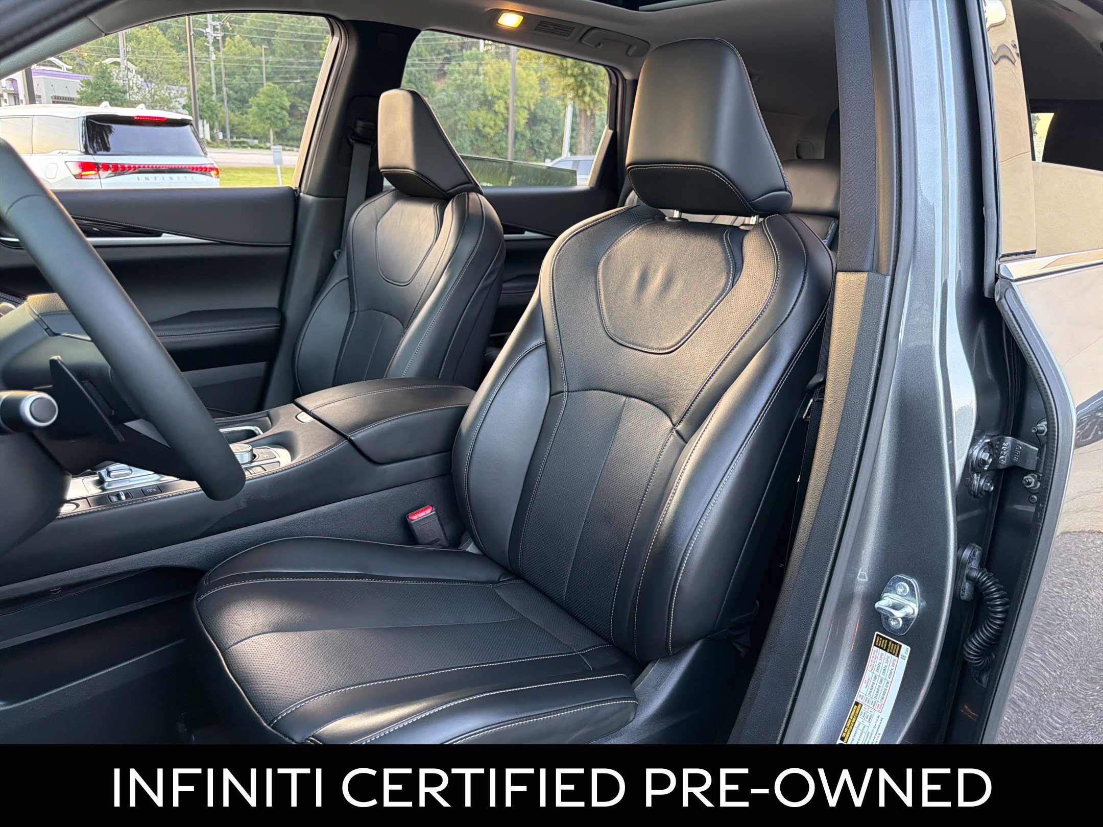 Certified 2025 INFINITI QX60 Pure AWD/4WD image 29