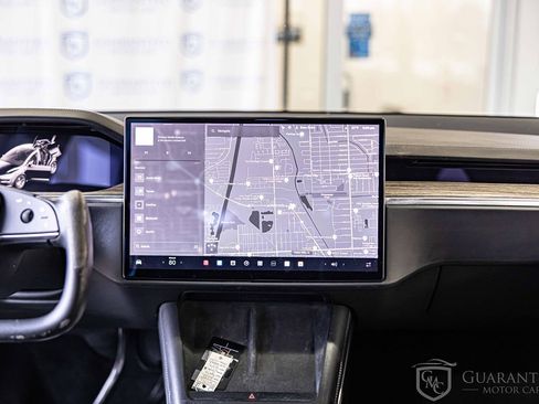 Used 2022 Tesla Model X image 33