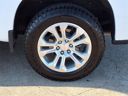 Used 2024 Chevrolet Silverado 1500 LTZ image 22