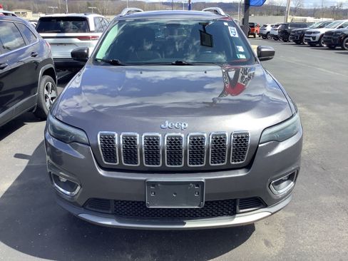 Used 2019 Jeep Cherokee Limited AWD/4WD image 5