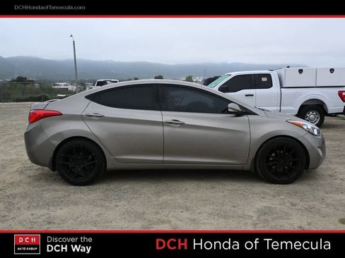 Used 2013 Hyundai Elantra Limited w/ Technology Pkg image 5