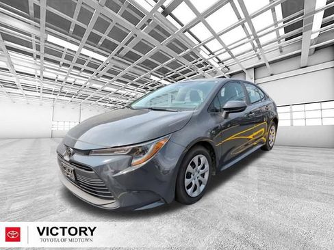 Used 2024 Toyota Corolla LE FWD image 7