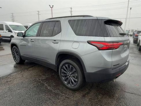 Used 2023 Chevrolet Traverse RS image 6