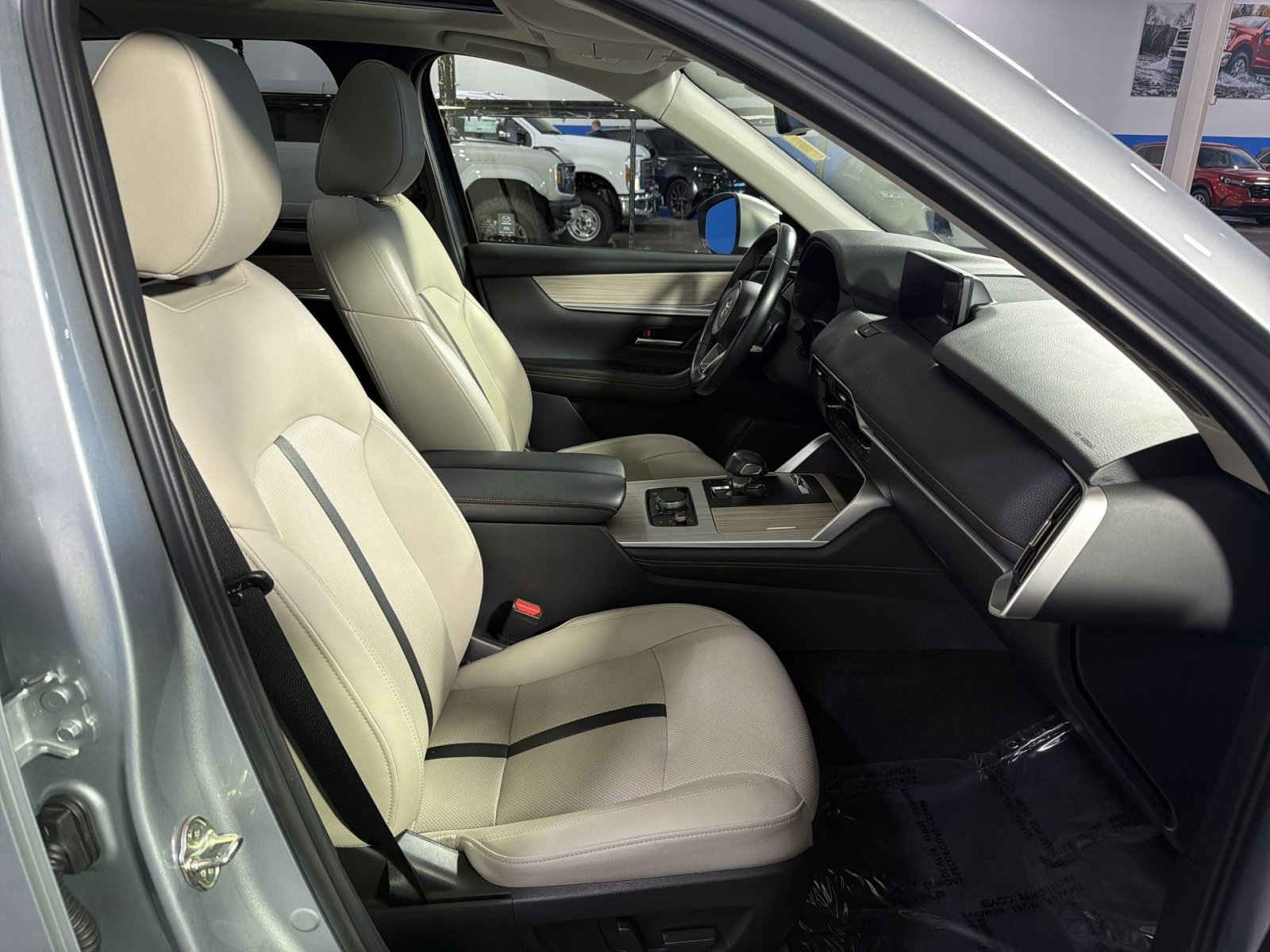 Used 2024 MAZDA CX-90 3.3 Turbo w/ Premium Package AWD/4WD image 22