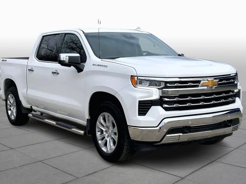 Used 2022 Chevrolet Silverado 1500 LTZ image 3