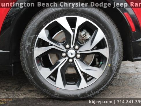 Used 2021 Ford Mustang Mach-E Premium image 7