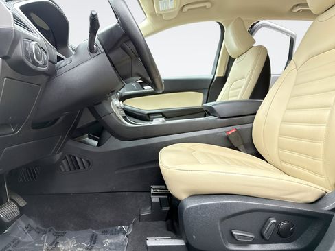 Used 2021 Ford Edge SEL w/ Cargo Accessory Package image 11