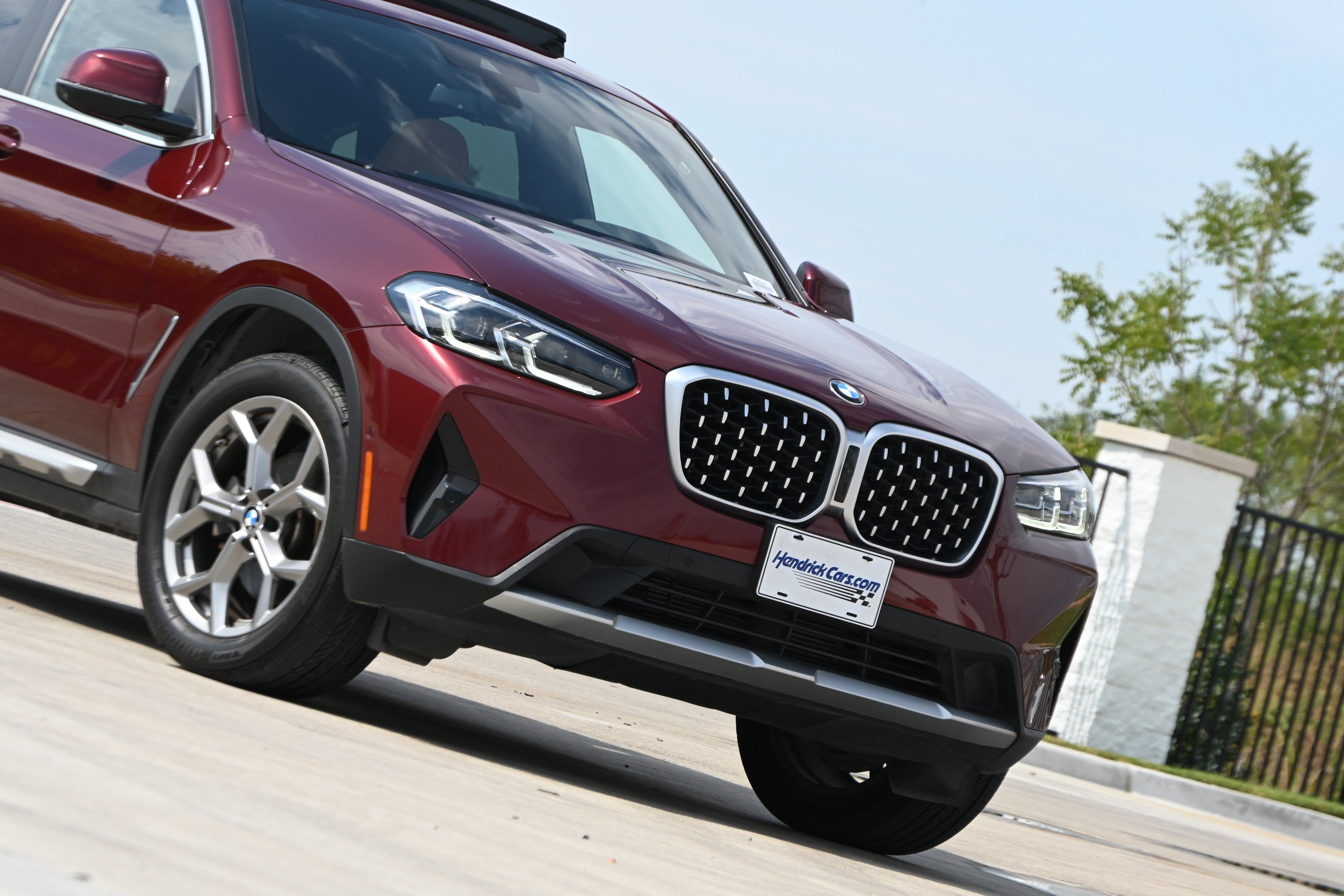Certified 2025 BMW X4 xDrive30i AWD/4WD image 39