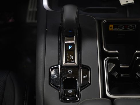 Used 2024 Lexus TX 500h AWD image 20