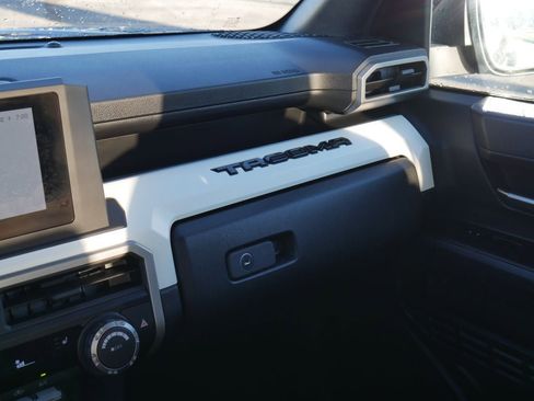 Used 2024 Toyota Tacoma TRD Off-Road AWD/4WD image 48