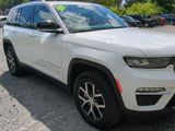 Used 2023 Jeep Grand Cherokee Limited image 6